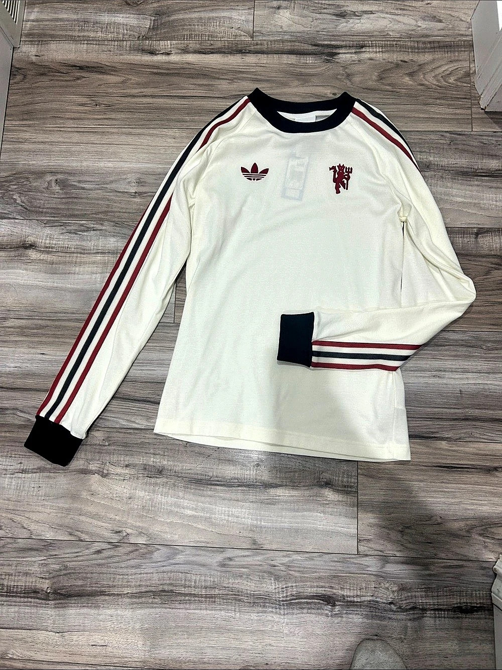 adidas Manchester United '91 Away Long Sleeve Jersey White & Red Small